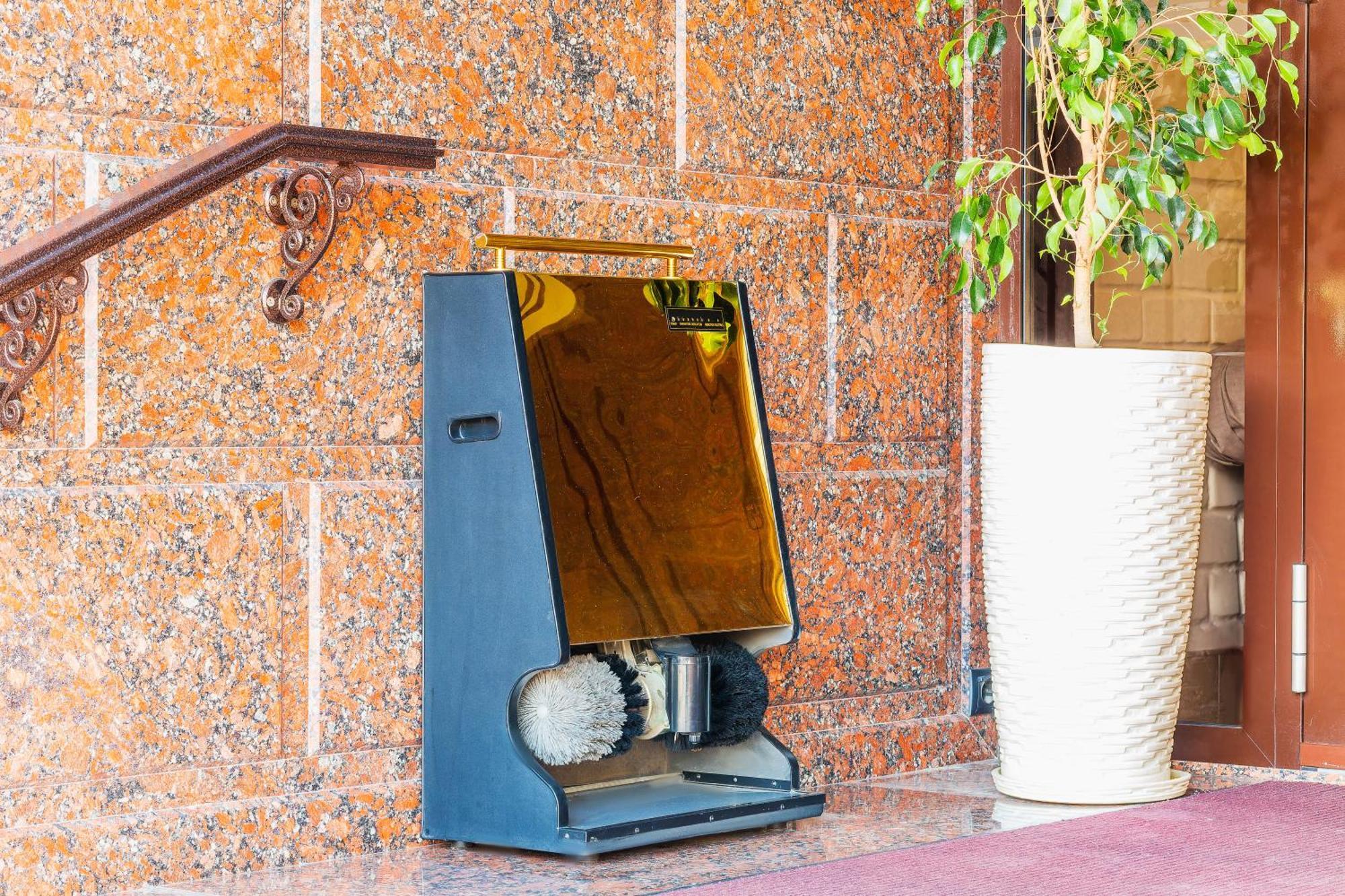 Praga Hotel Tashkent Bagian luar foto
