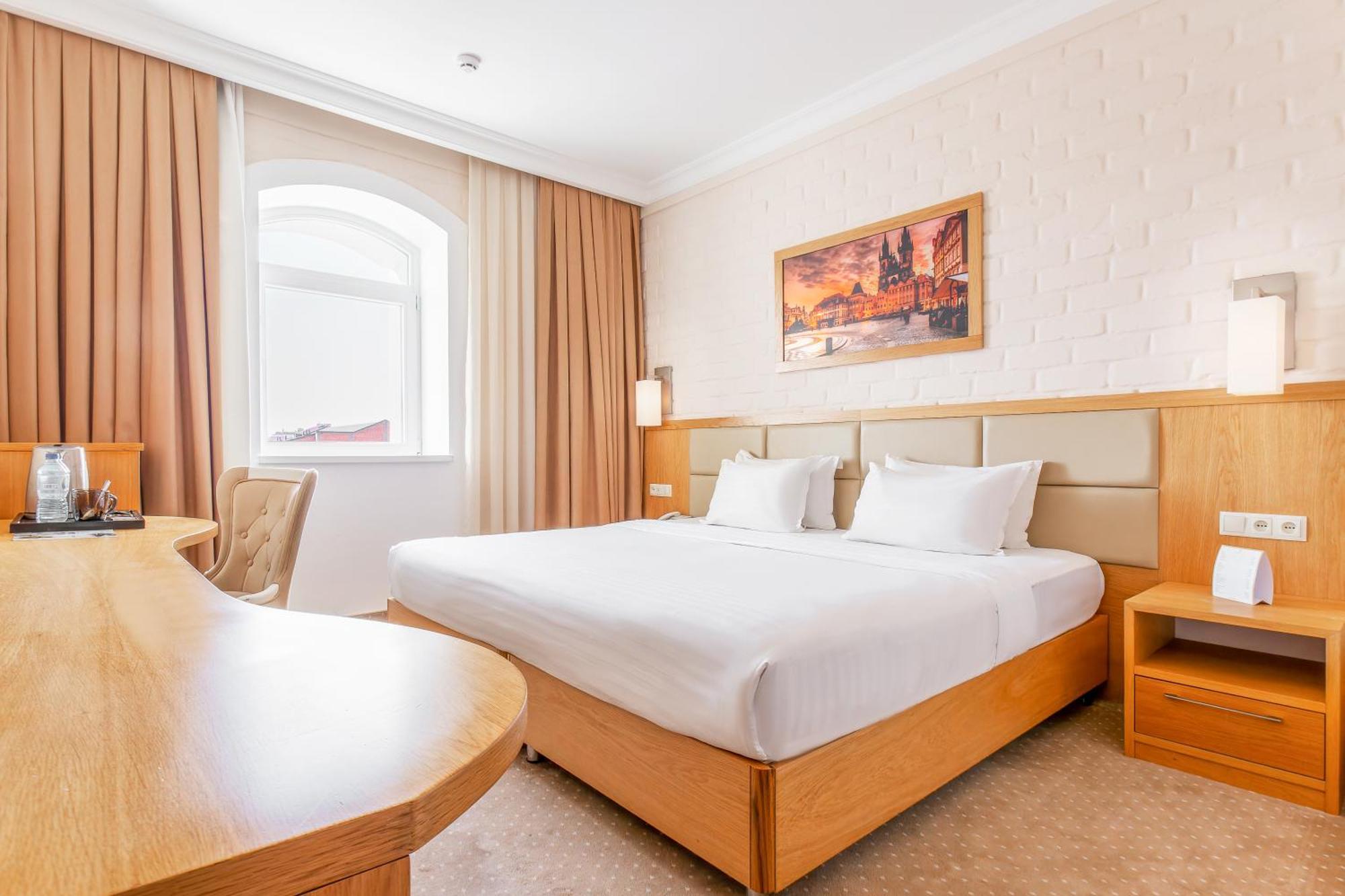 Praga Hotel Tashkent Bagian luar foto